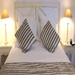 Hotel Logis Auberge Côté Jardin