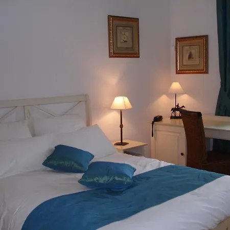 Hotel Logis Auberge Côté Jardin Lézignan-Corbières