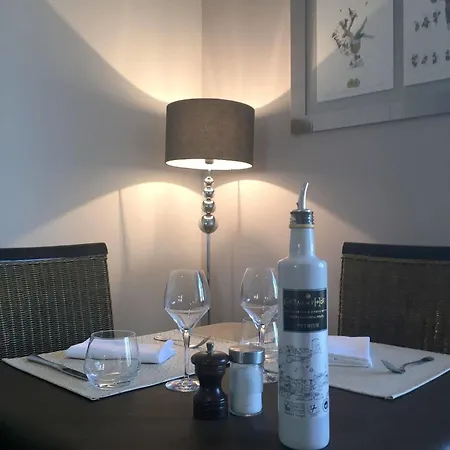 Logis Auberge Côté Jardin Hotel