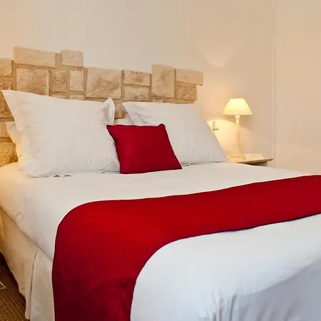 Logis Auberge Côté Jardin Hotel 3*