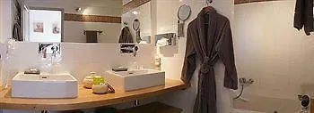 Logis Auberge Cote Jardin Hotel 3*